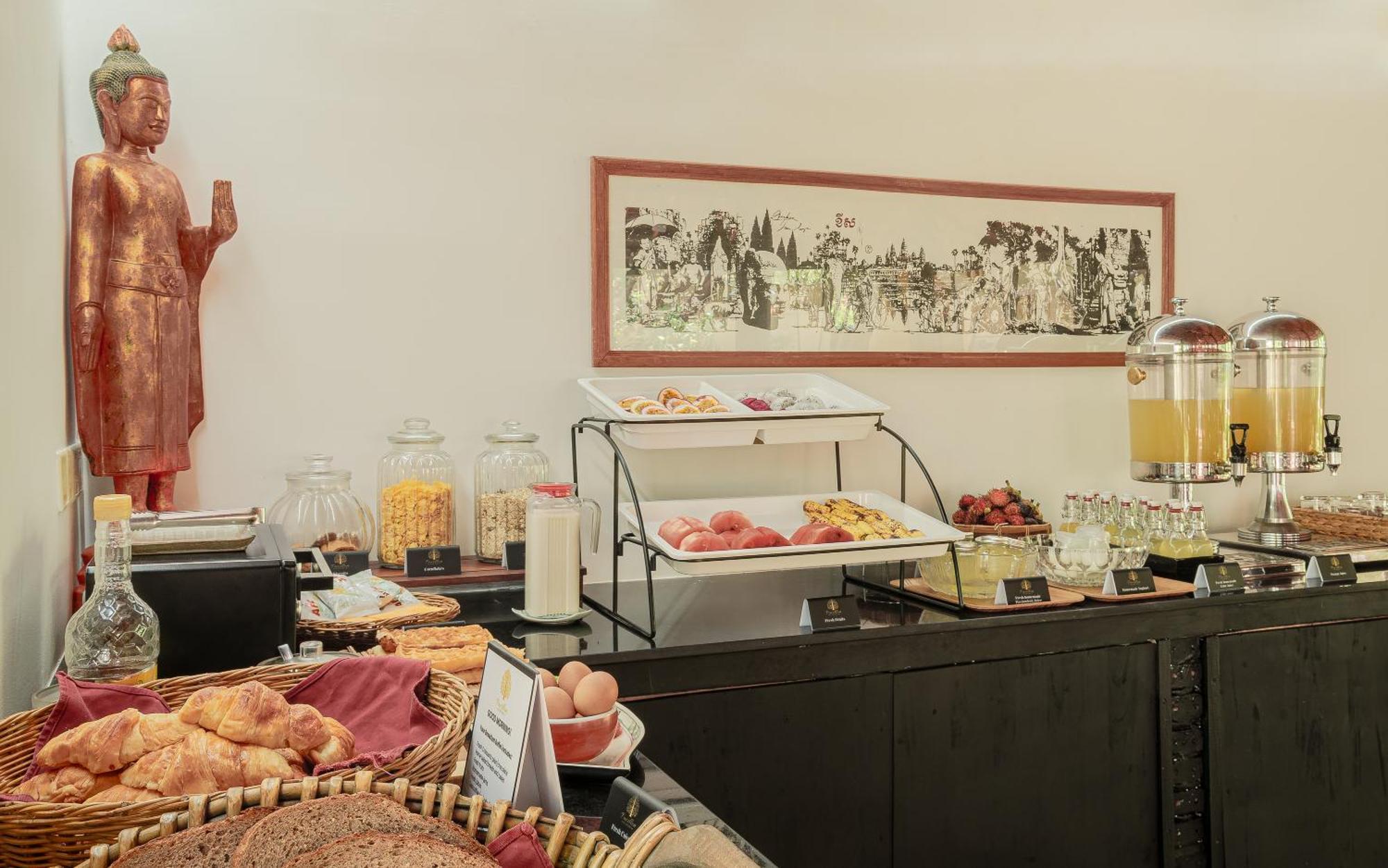 Pavillon D'Orient Boutique Hotel Siem Reap Exterior photo