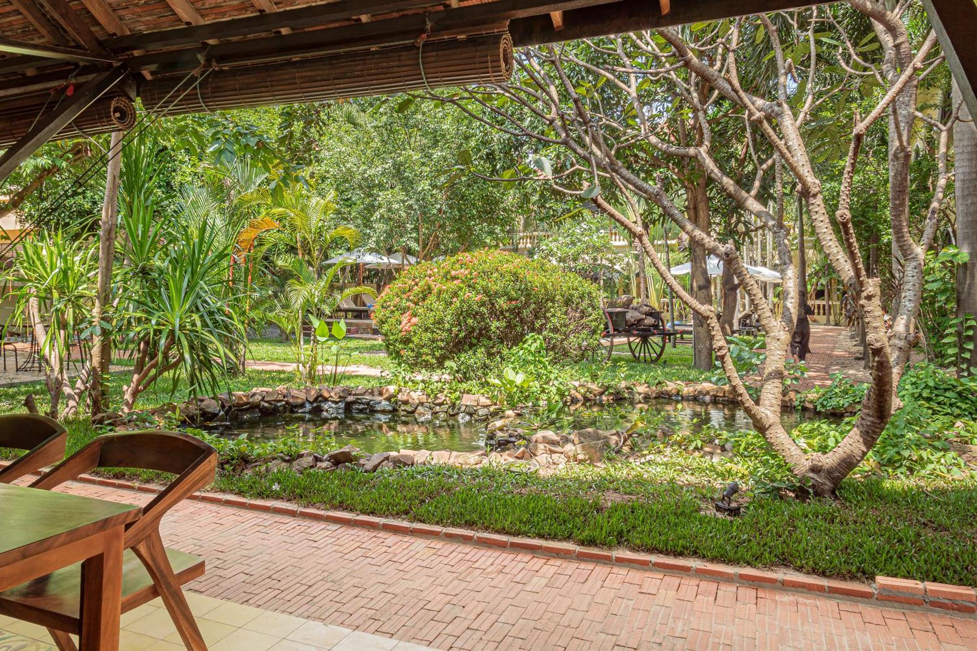 Pavillon D'Orient Boutique Hotel Siem Reap Exterior photo
